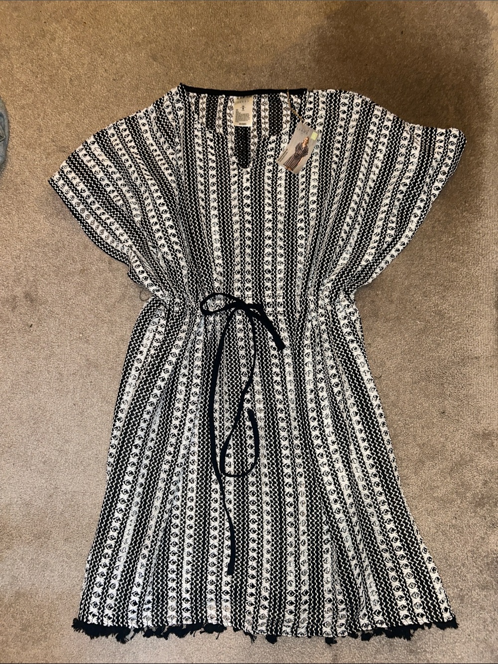 NWT Serra Black and White Striped Tie-Waist Midi beach cover-up. fits like large